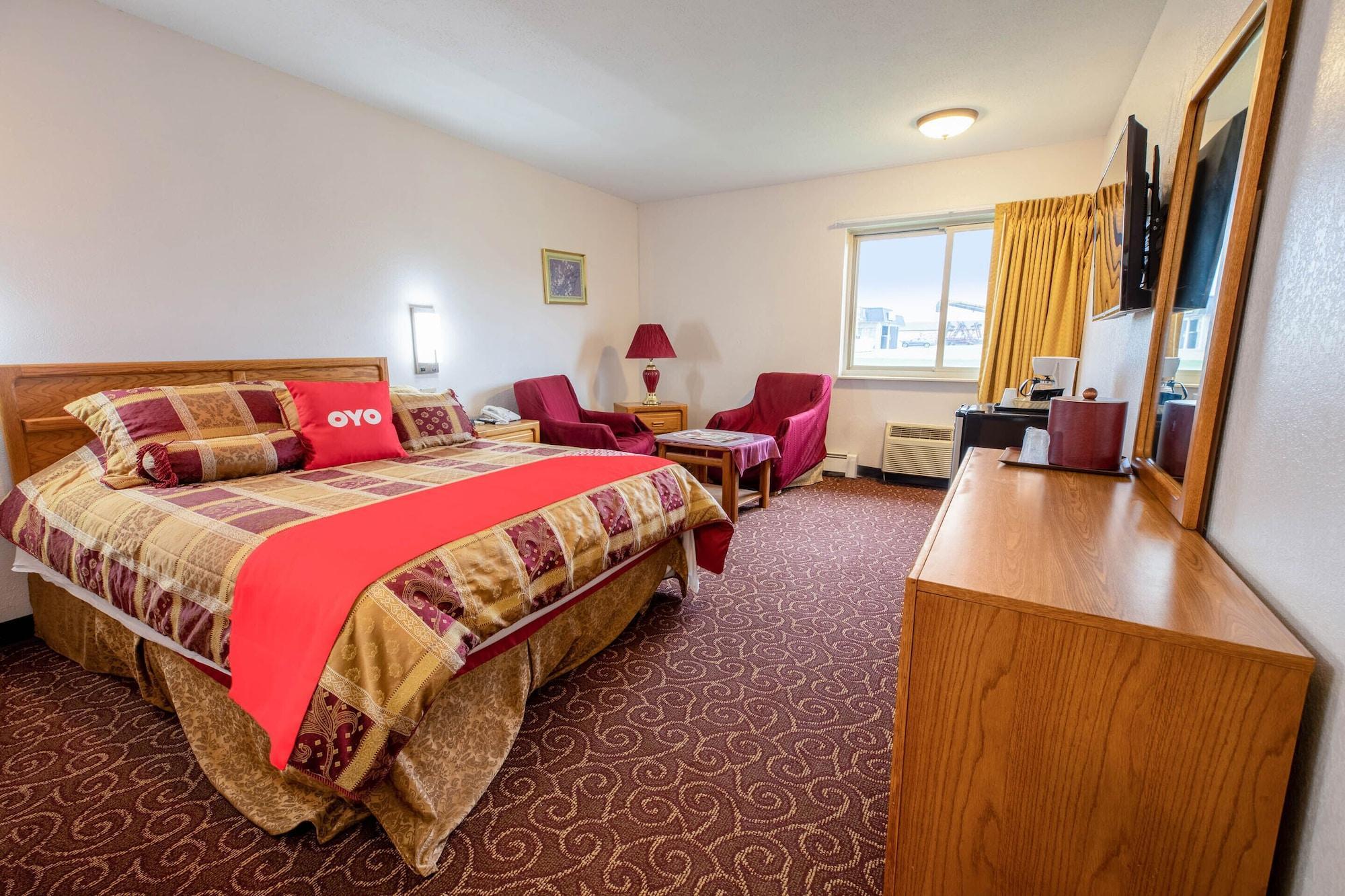Oyo Hotel Chesaning Route 52 & Hwy 57 ภายนอก รูปภาพ