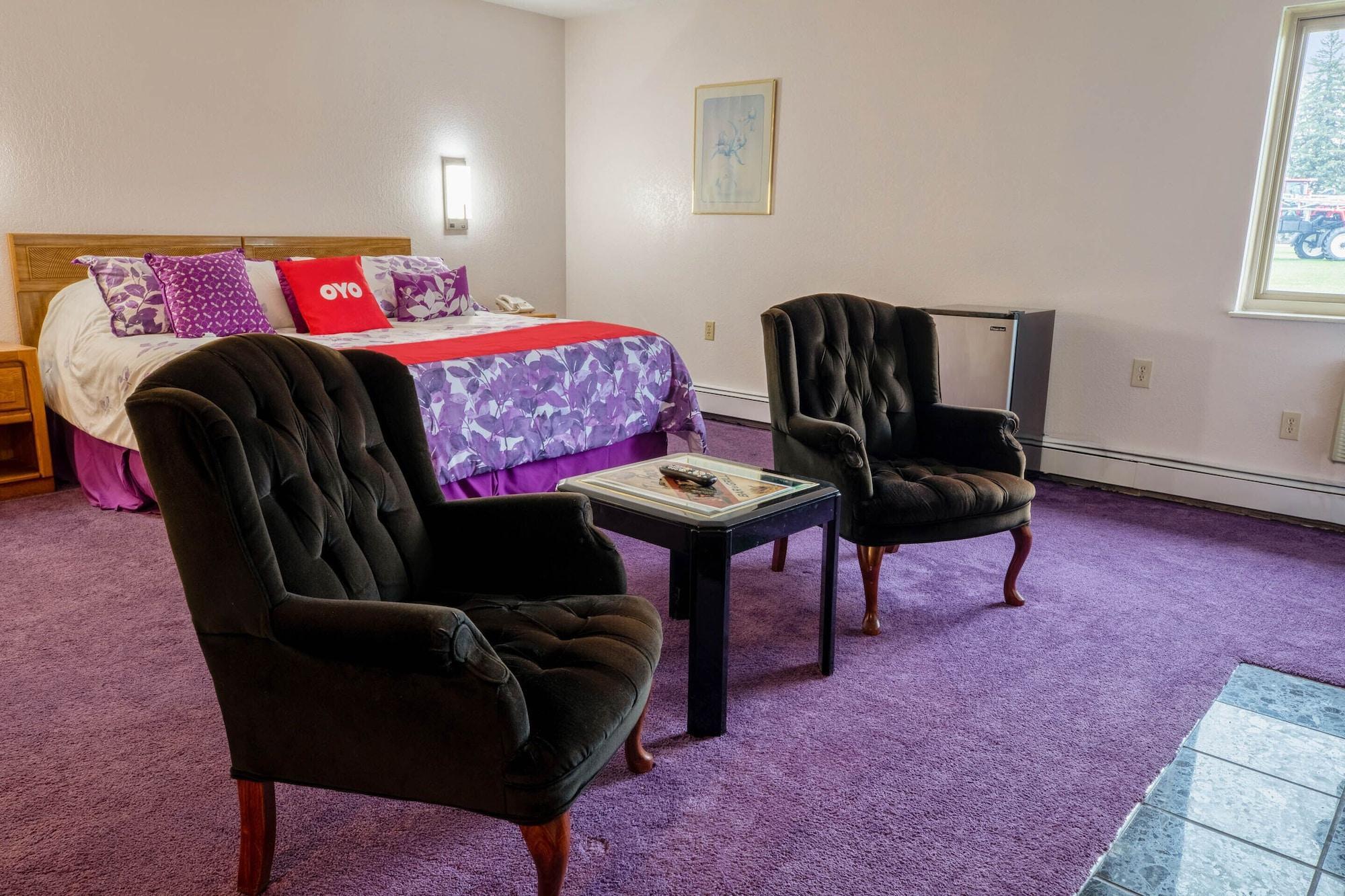 Oyo Hotel Chesaning Route 52 & Hwy 57 ภายนอก รูปภาพ
