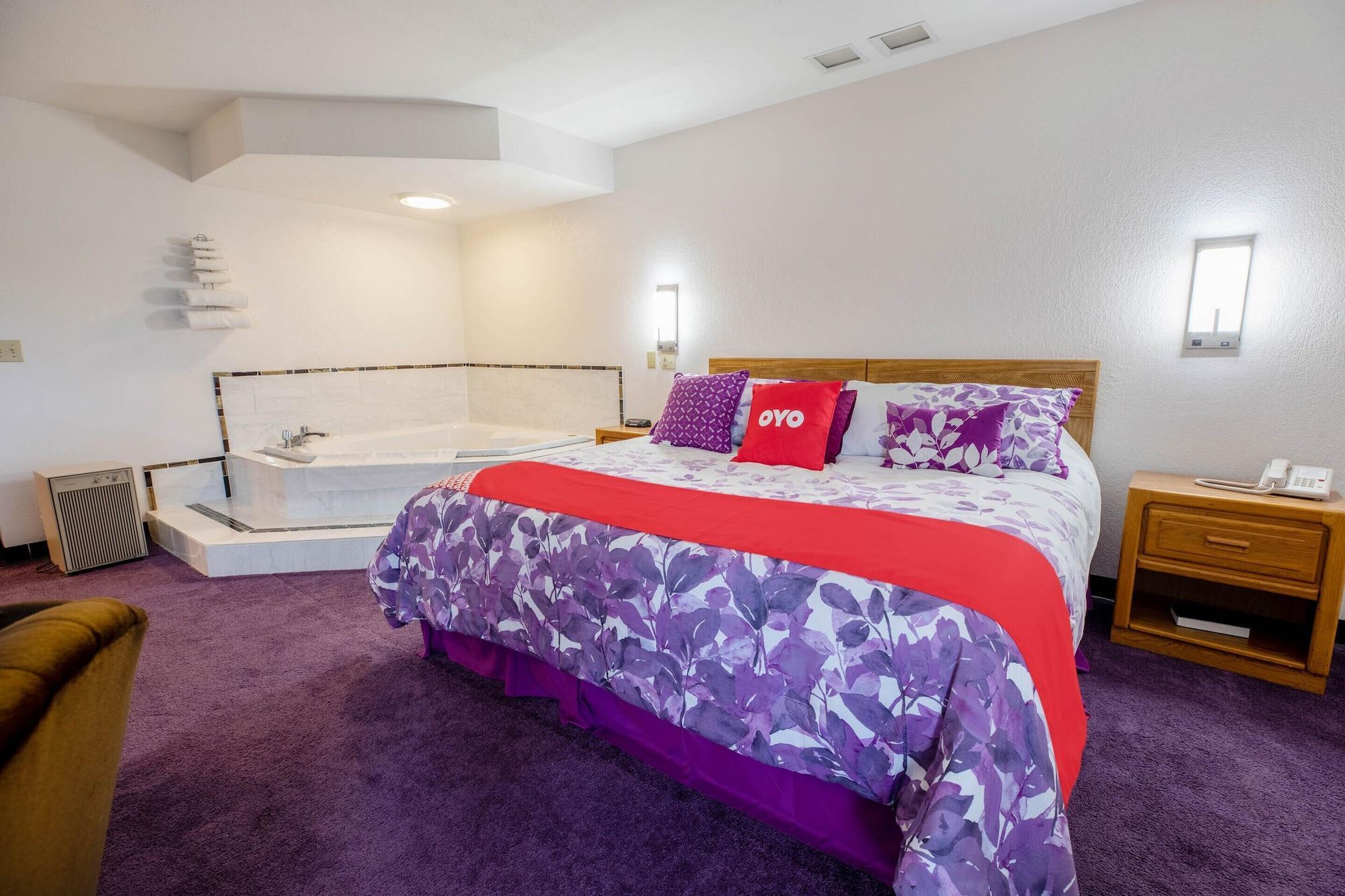 Oyo Hotel Chesaning Route 52 & Hwy 57 ภายนอก รูปภาพ