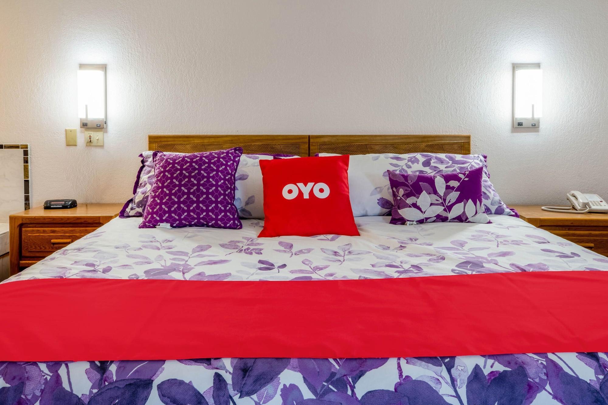 Oyo Hotel Chesaning Route 52 & Hwy 57 ภายนอก รูปภาพ